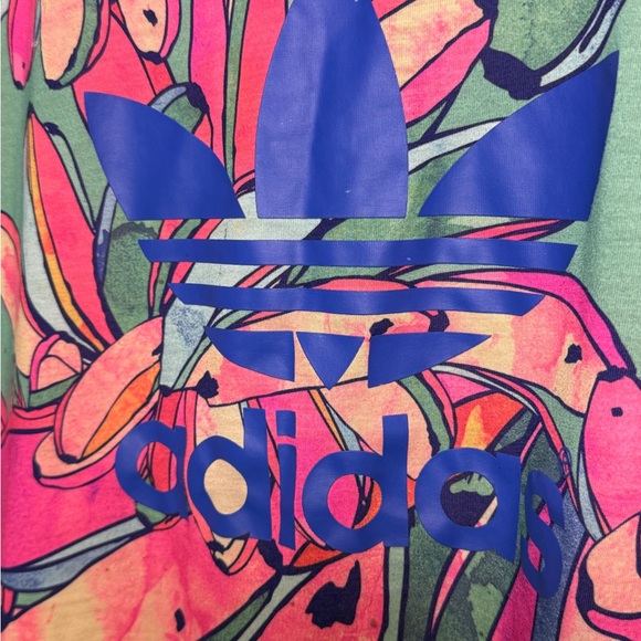 Adidas Original Bananas Boyfriend Trefoil Tee
AJ8144 . Size M - Picture 5 of 7